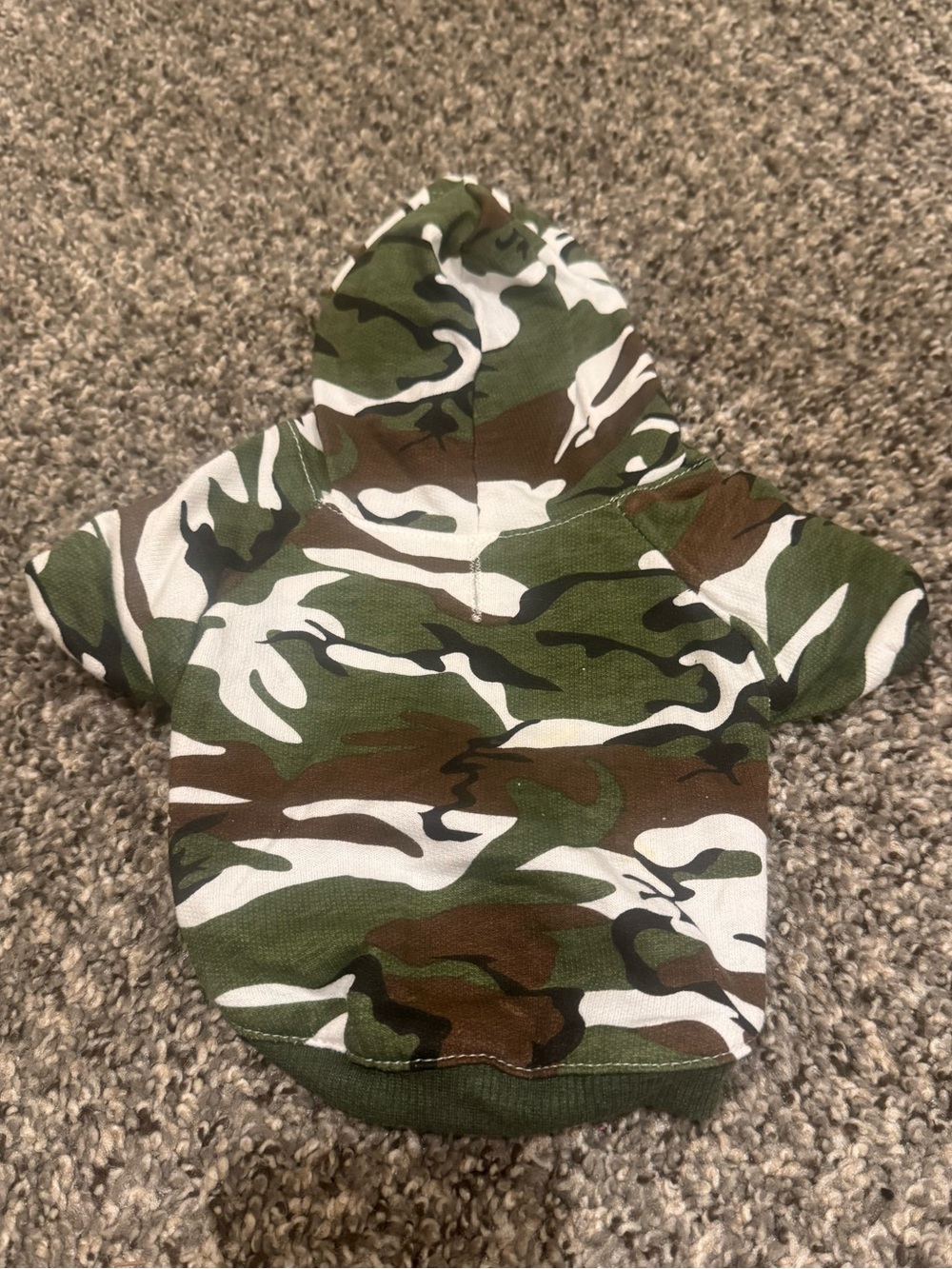 NWOT Camouflage Hooded Dog Sweatshirt - Green Camo, Size XS